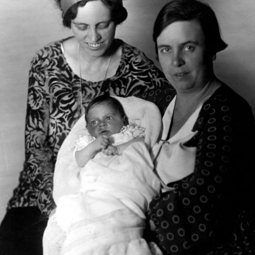 1932 MFD with mother and aunt